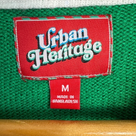 Urban Heritage Men's Classic Holiday Ugly Christmas Sweater Size Medium - Picture 2 of 10